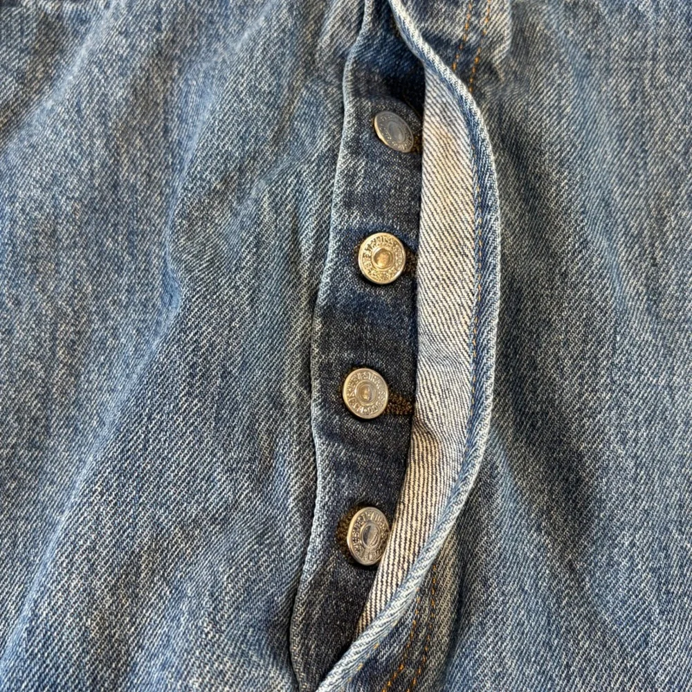 Levi's 501‎ Original Fit Jeans Mens 44x30 Blue Medium Wash Straight Leg Denim